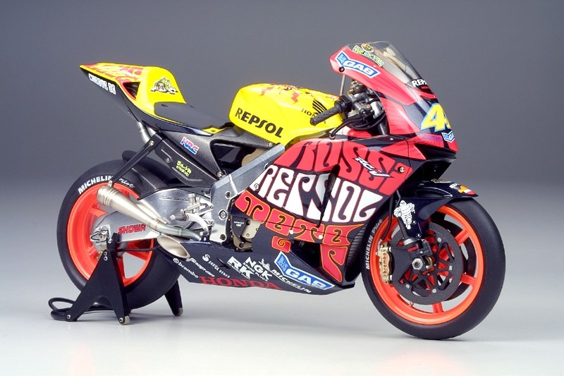 Repsol Honda Rc211V '03 Valencia / Tamiya USA