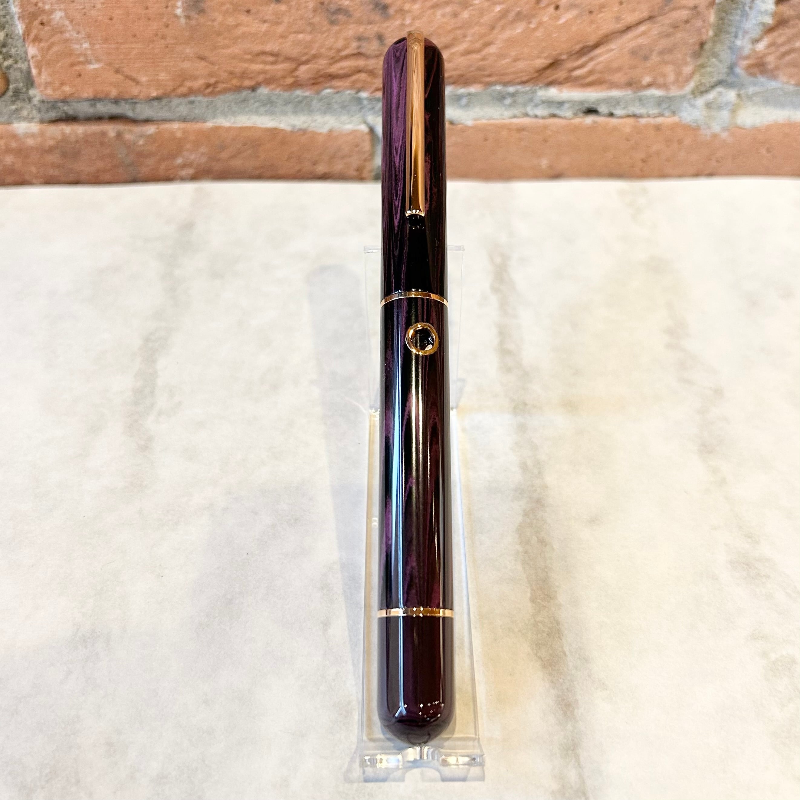 ナーヴァル ノーチラス万年筆「スティロフォラベリー」／字幅F