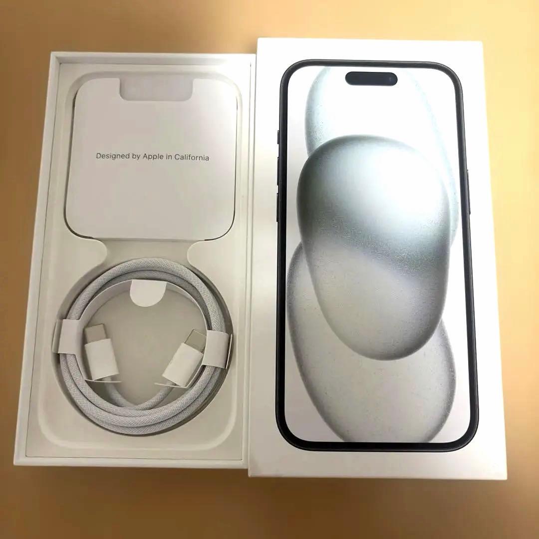 Apple iPhone 15ブラック 128GB 本体 SIMフリー