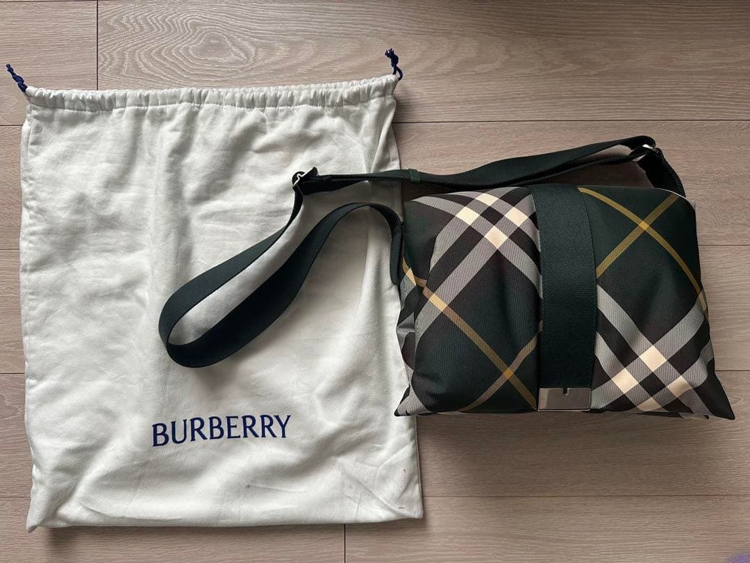 バッグ BURBERRY Pillow Bag Burberry Blue Pillow Bag Burberry
