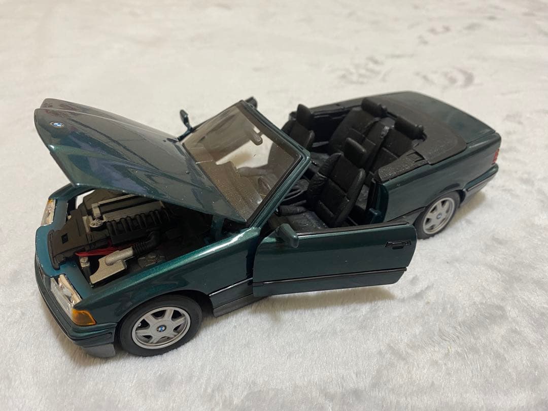 ミニカー Maisto BMW 325i Convertible (1993) 1/18 $_12.JPG?set_id=880000500F