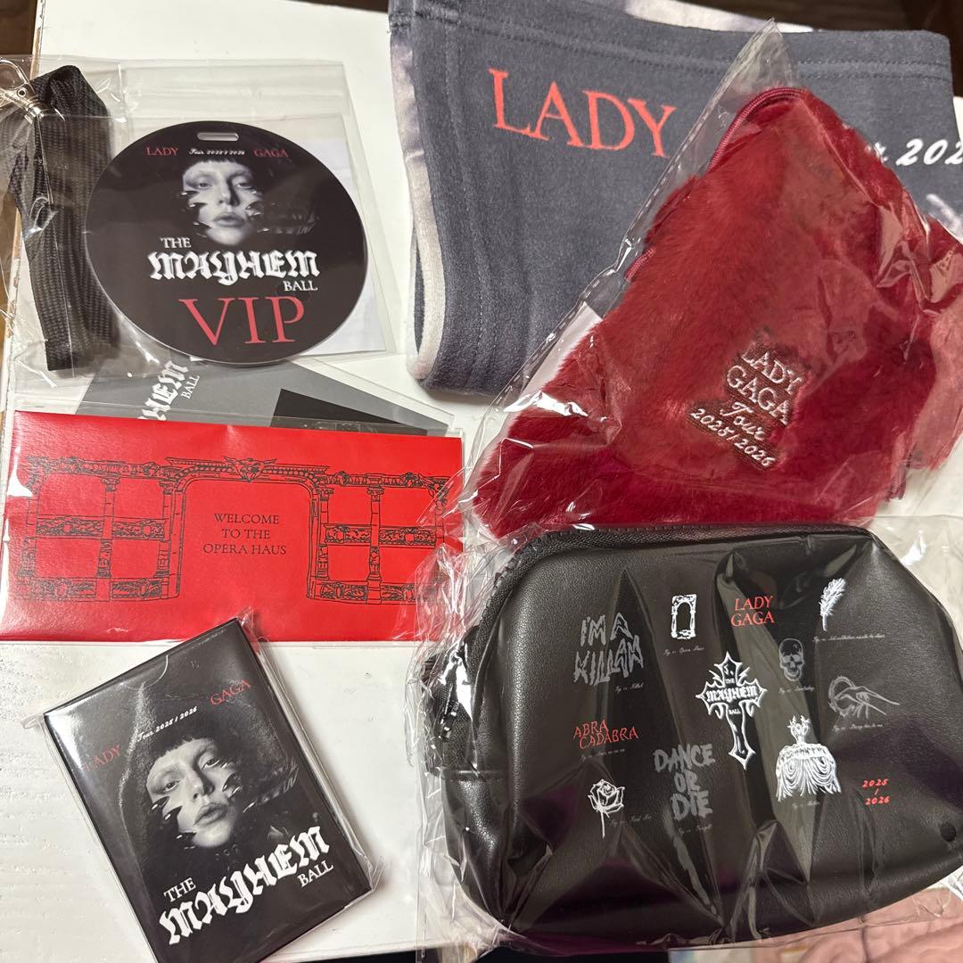 新品Lady Gaga VIP Gold Merch セット 2026レディガガ 新品Lady Gaga VIP Gold Merch セット 2026レディガガ - メルカリ