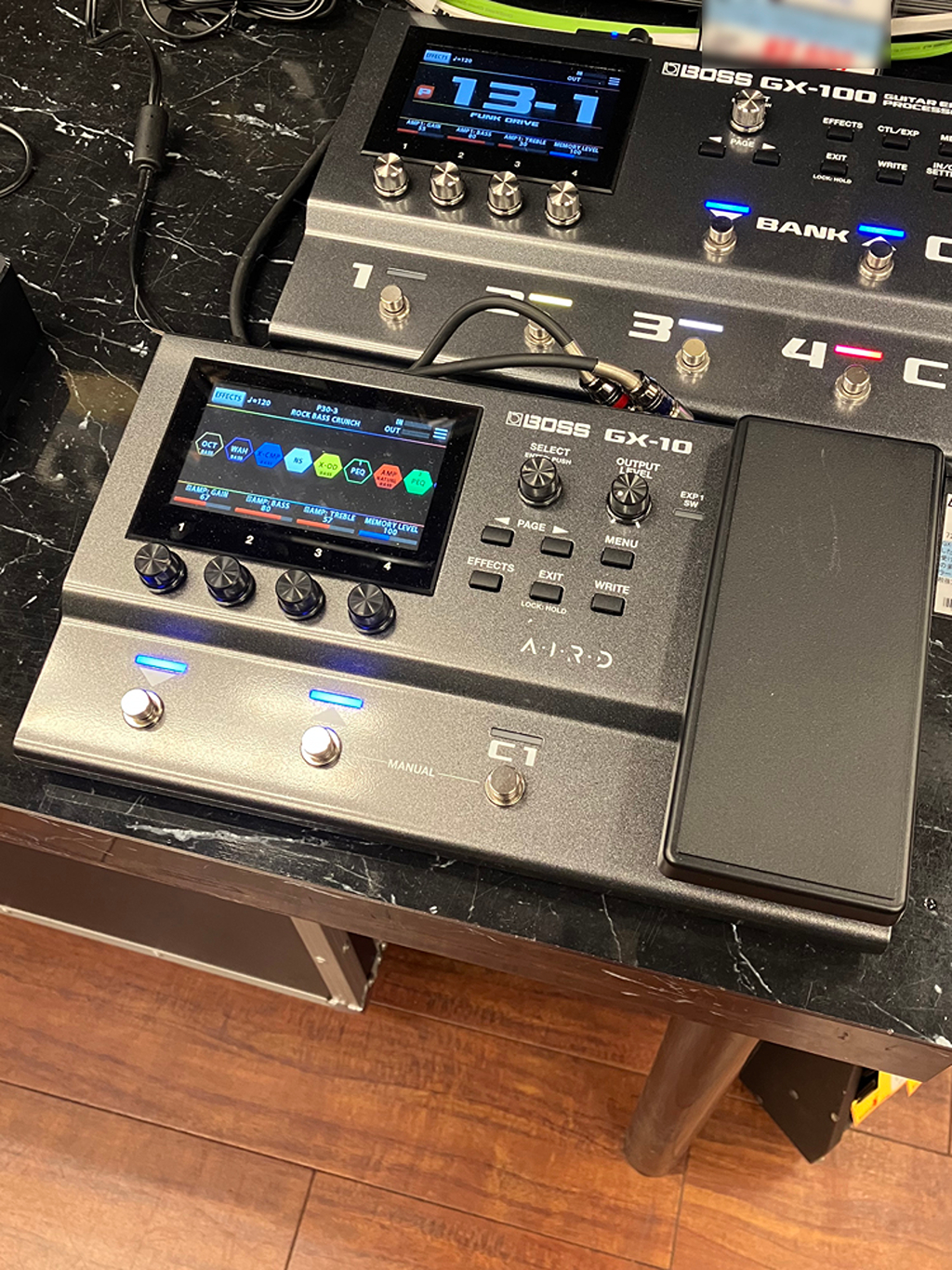 BOSS GX-10 Guitar Effects Processor マルチエフェクター ボス